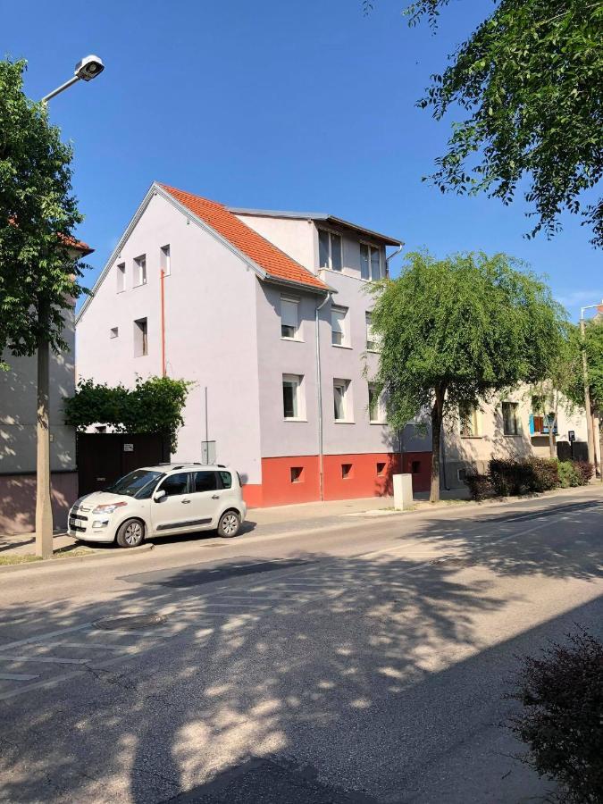 Alpesi Downtown * Sopron