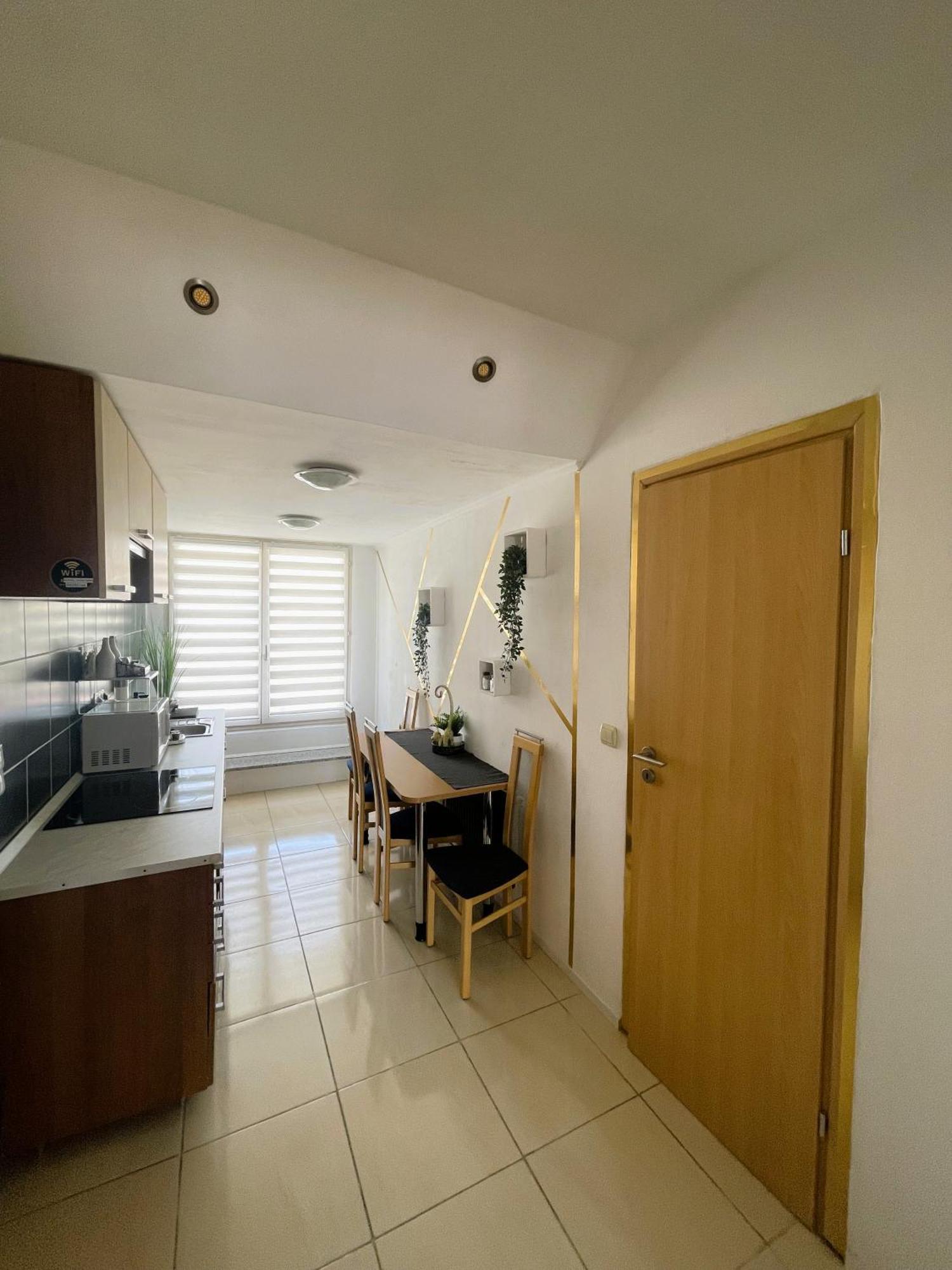Alpesi Downtown Guest house Sopron