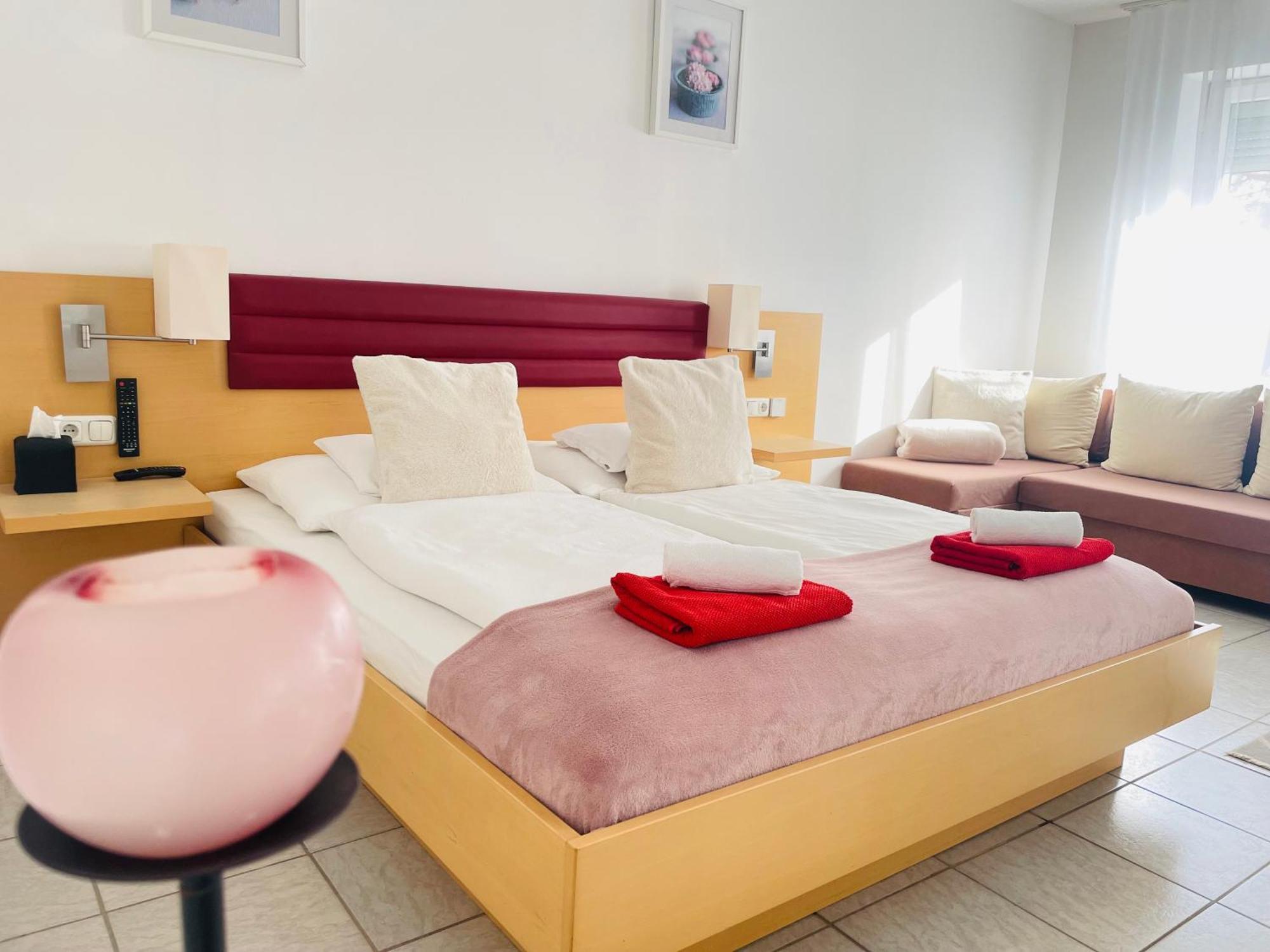 Guest house Alpesi Downtown Sopron
